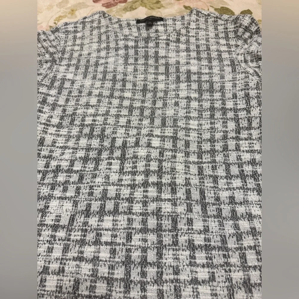 Banana Republic Plaid Textured Tweed Knit Puff Sleeve Short Sleeve Top Blouse